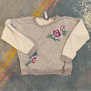 Sans Souci cozy embroidered sweatshirt!